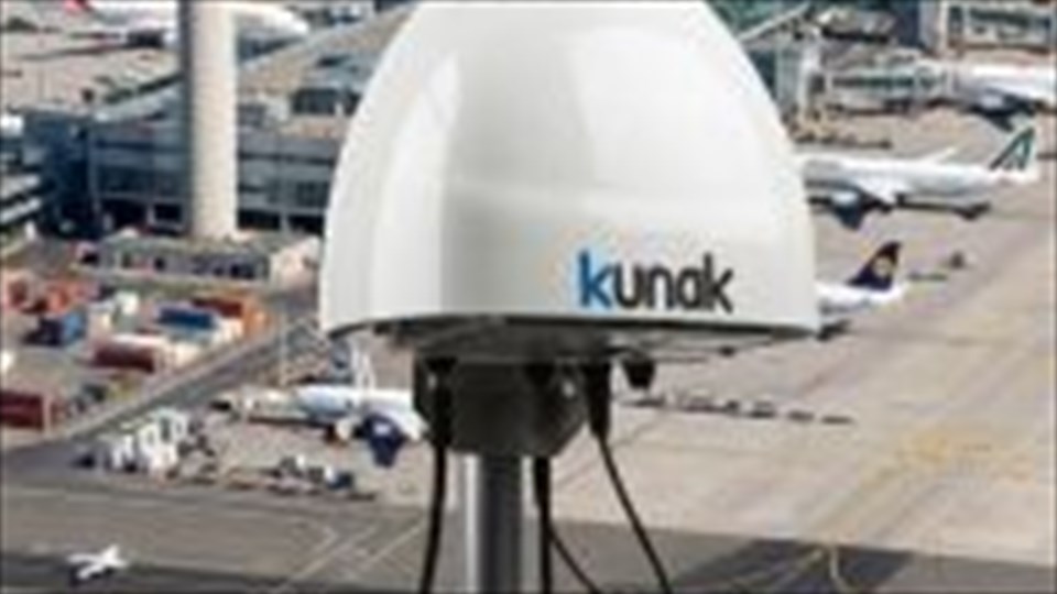 Misurazione simultanea: Rileva particolato (PM1, PM2.5, PM10) e fino a 5 gas inquinanti (come CO, CO2, NO, NO2, O3, SO2, H2S, VOC)
